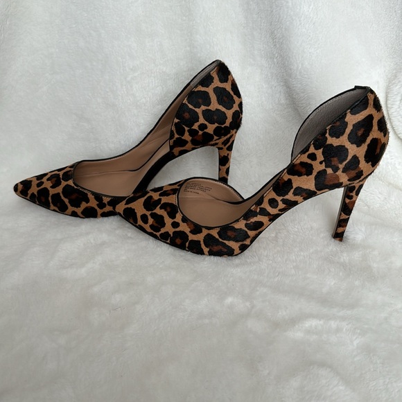 Wore them twice, minor defects not noticeable but good conditions - Picture 3 of 7